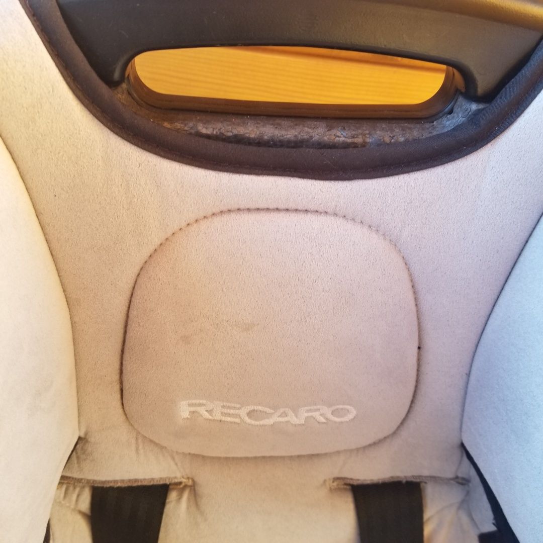 Дитяче автокрісло Recaro