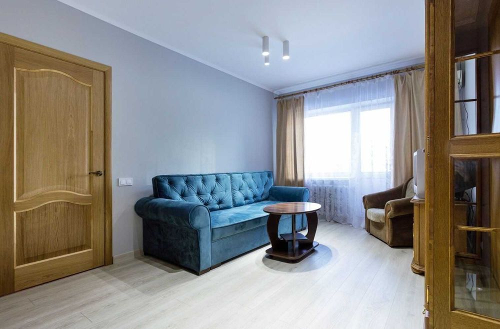 2к Центр Бульвар Лесі Українки 16 Олександрівська лікарня подобово