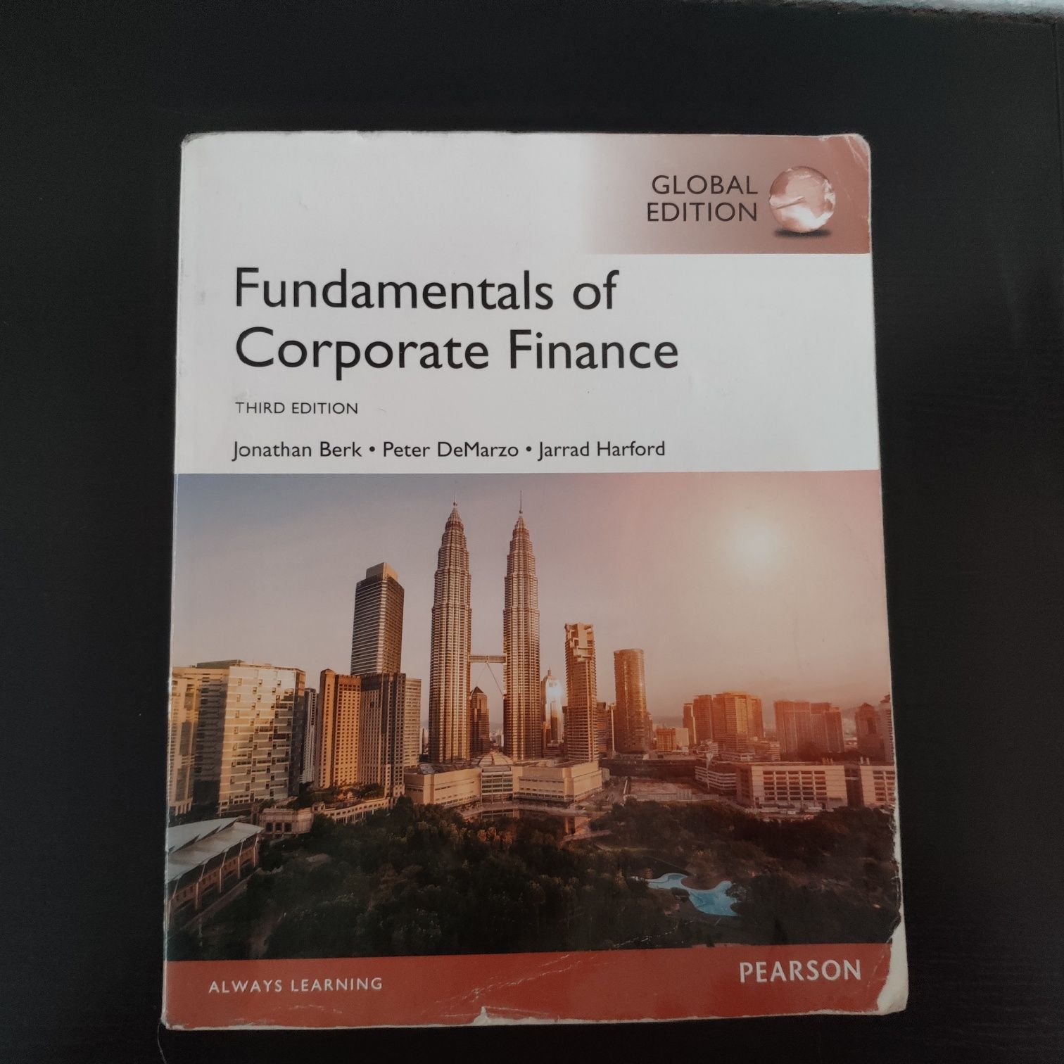 Livro Fundamentals of Corporate Finance