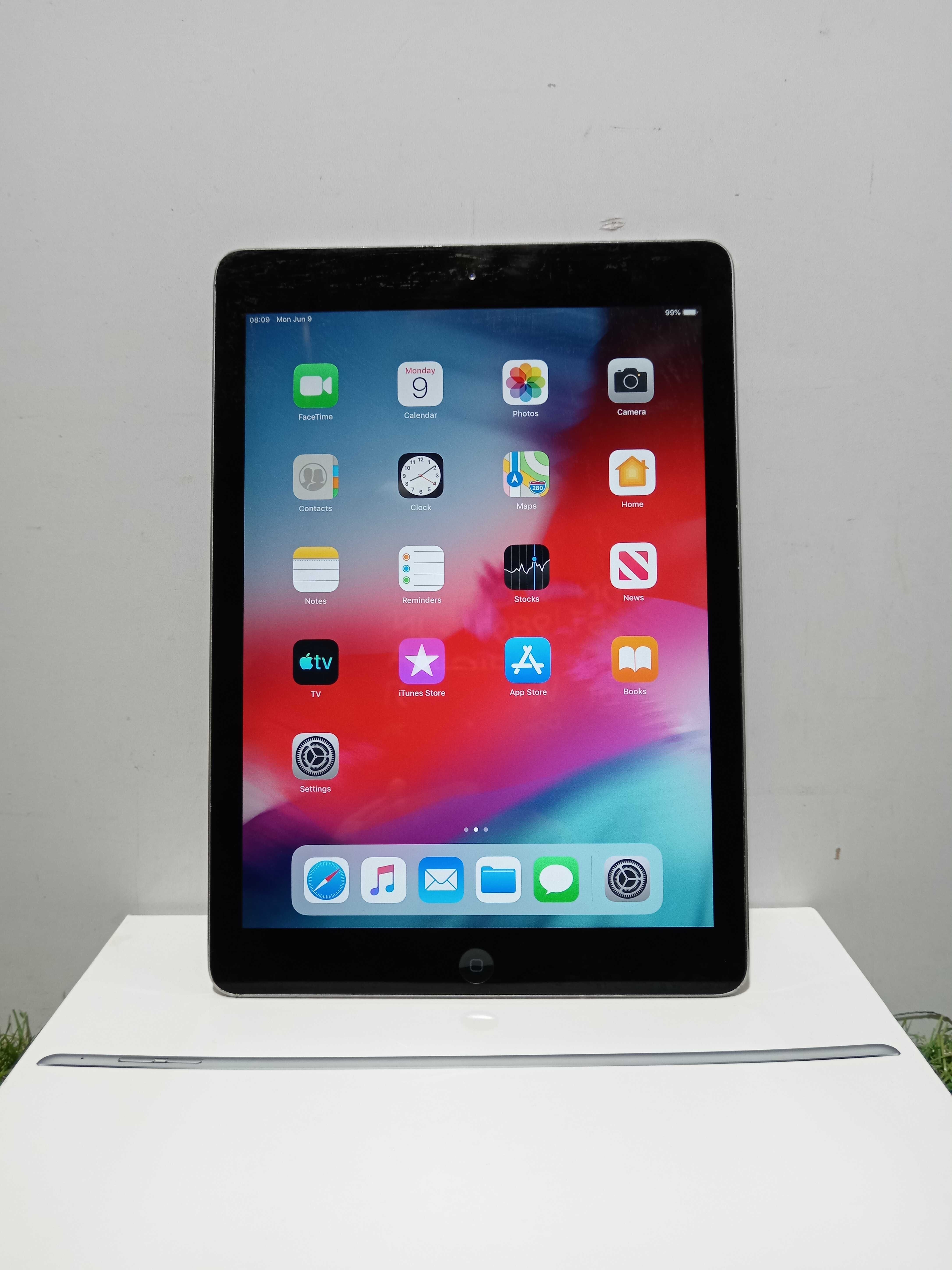 Apple iPad Air 1 (A1474/16 ГБ/Bat 90%) (22)
