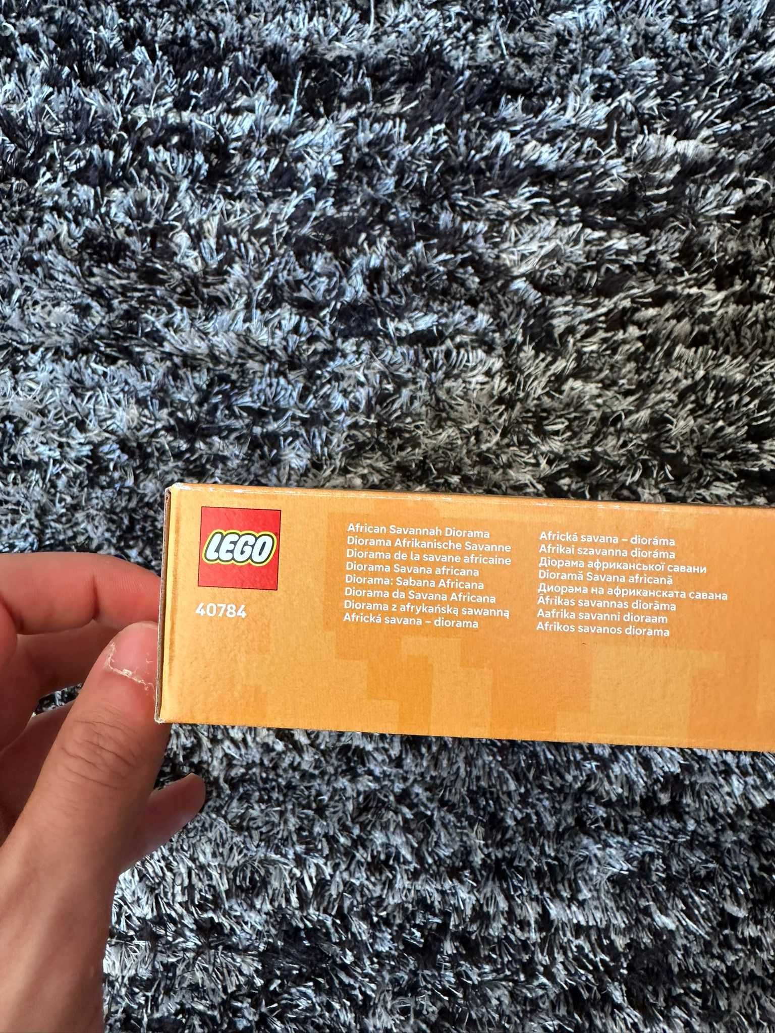 LEGO African Savanna Diorama (40784)