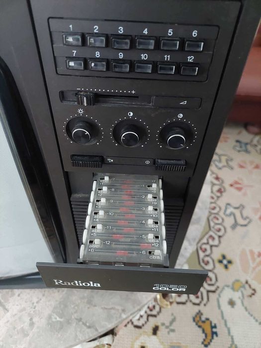 Televisão antiga para colecionadores