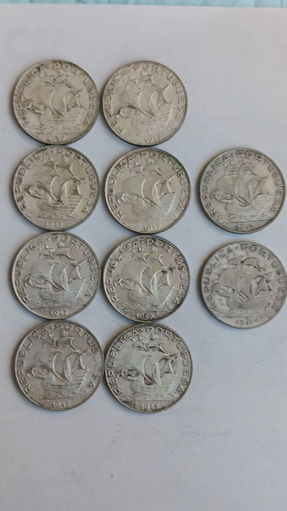 21 moedas prata de 5 escudos, caravelas