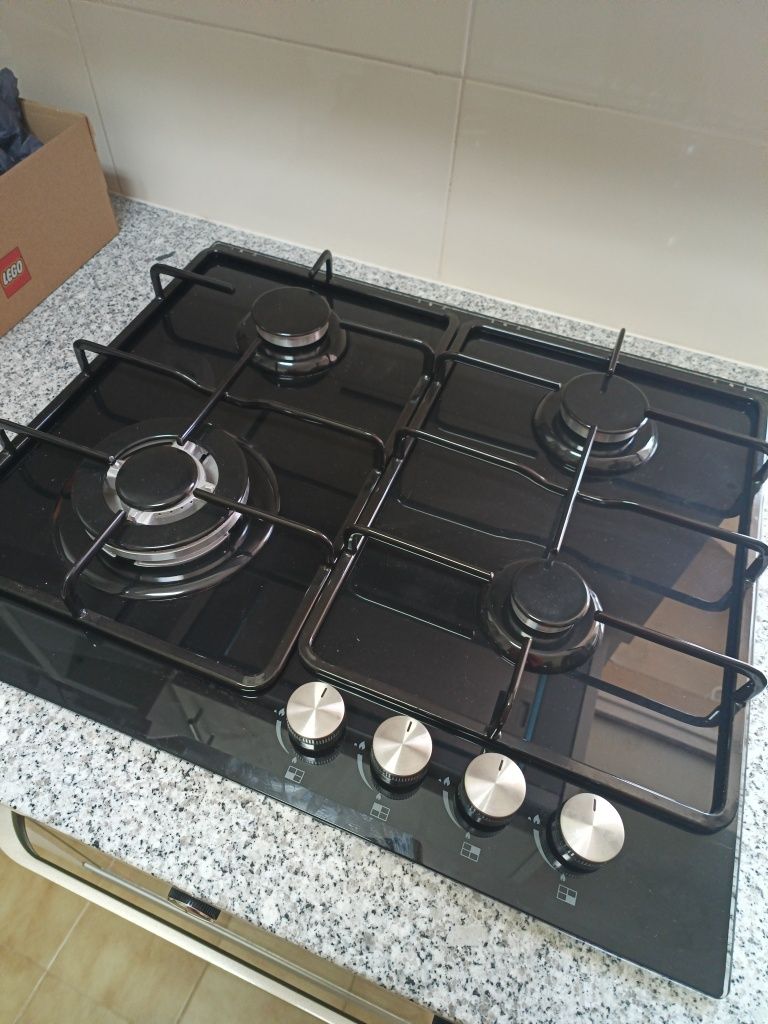 Placa de Encastrar 4 Gás Vidro Temperado Preto Jocel