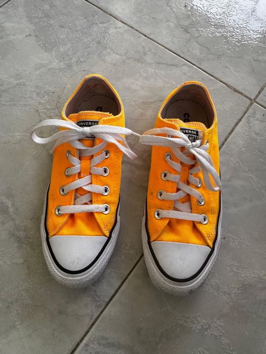 Ténis All Star amarelos