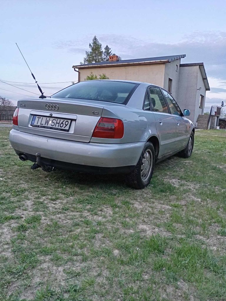 Audi A4 B5  1.8 LPG