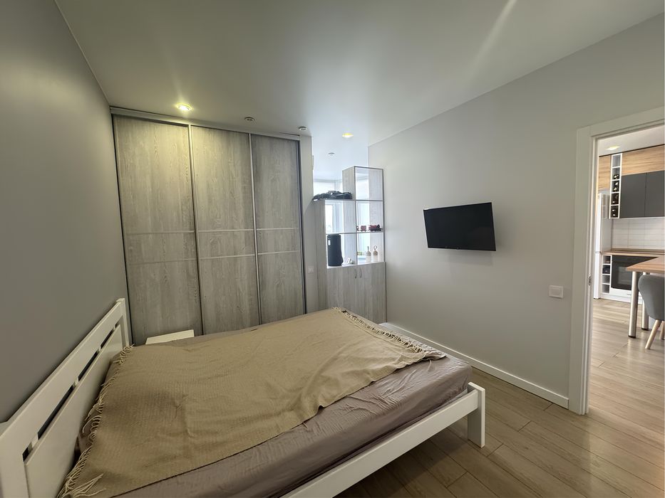 ЖК Династія Продам 1К з ремонтом 51 м2 Адамант Тайм Липківського