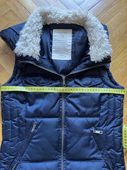 Пухова жилетка Zara