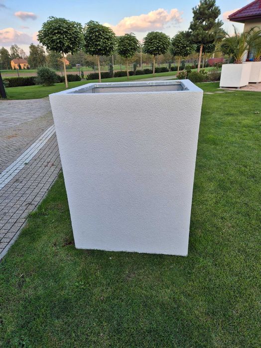 Donice na palmy drzewka itd bardzo duze 2szt 90x90cm i  110cm  wysokie