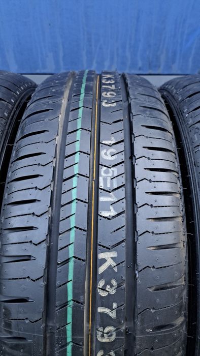 2x 195 65 R16C Nexen Roadian CT8 wzmacniane opony letnie do busa lato