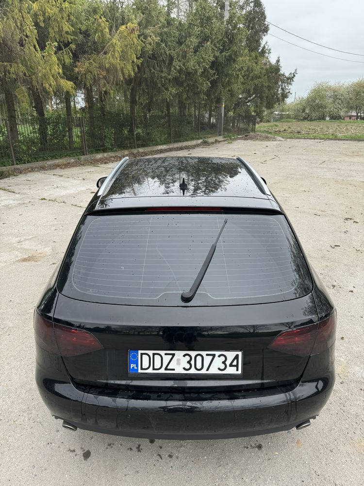 Audi A4 b8/2.7tdi/S-Line/kombi