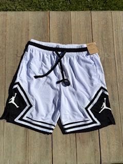 Spodenki Jordan białe czarne rozmiar M