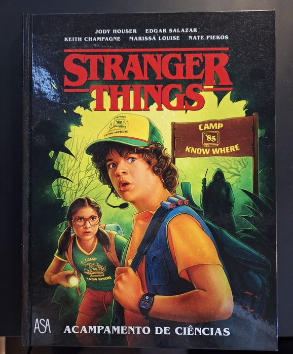 Livro "Stranger Things – Acampamento de Ciências "