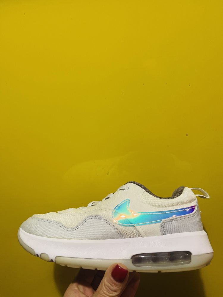 Кроссовки Nike Air Max Motif Размер 33,5