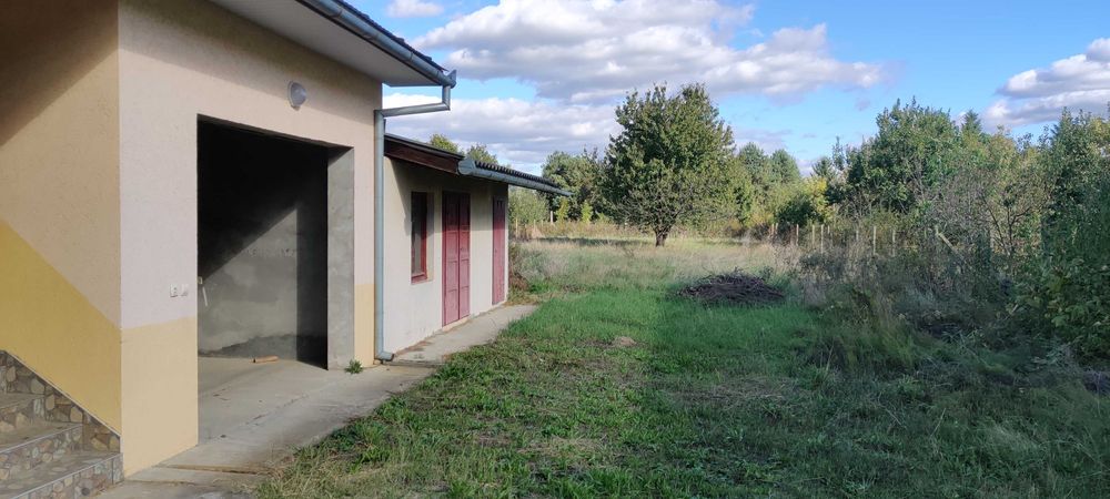 Большой дом, 4 комнаты+кухня, сад гараж. д. Чома, г. Берегово