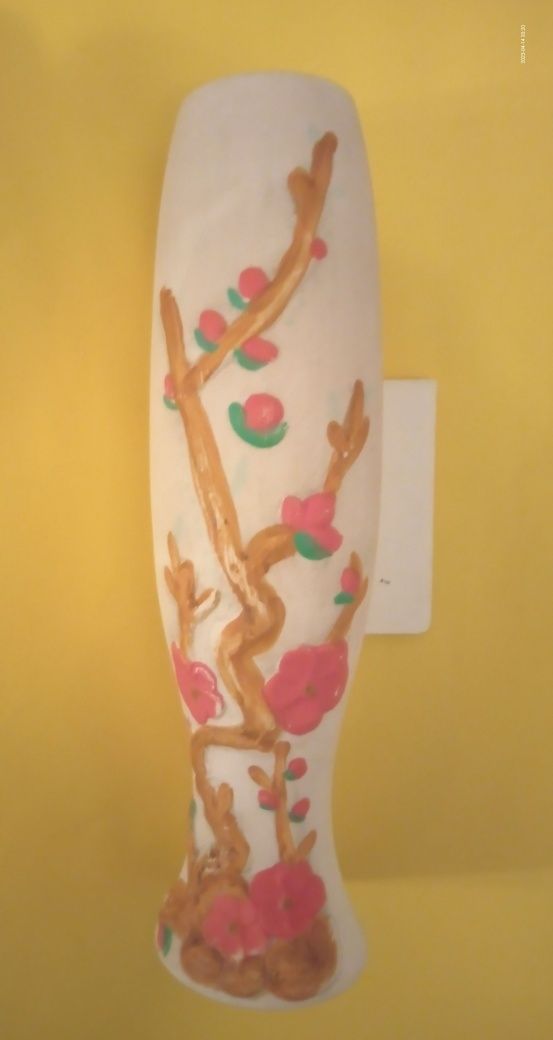 Sprzedam wazon we wzory wysokość około 24,5 cm