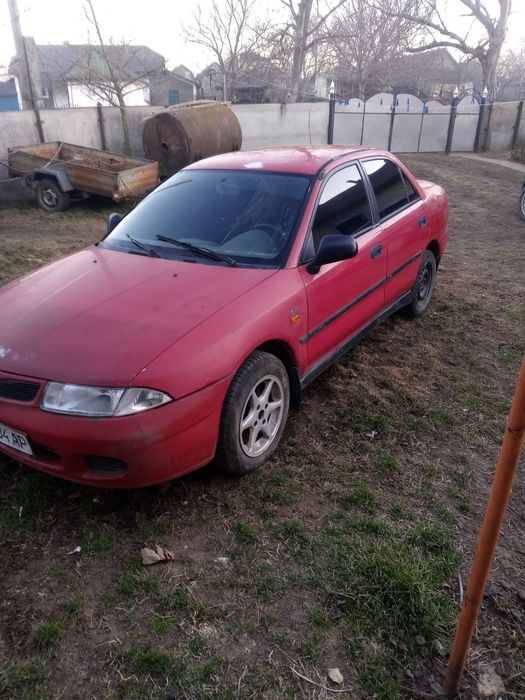 Mitsubishi Caricma 1.8GDI