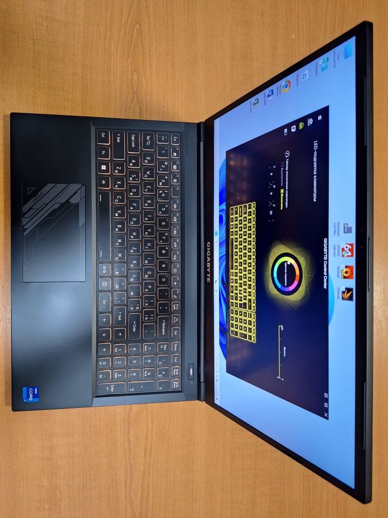 Gigabyte G5 KF5 i7-12650H RTX 4060 8Gb DDR5 16Gb SSD 512Gb