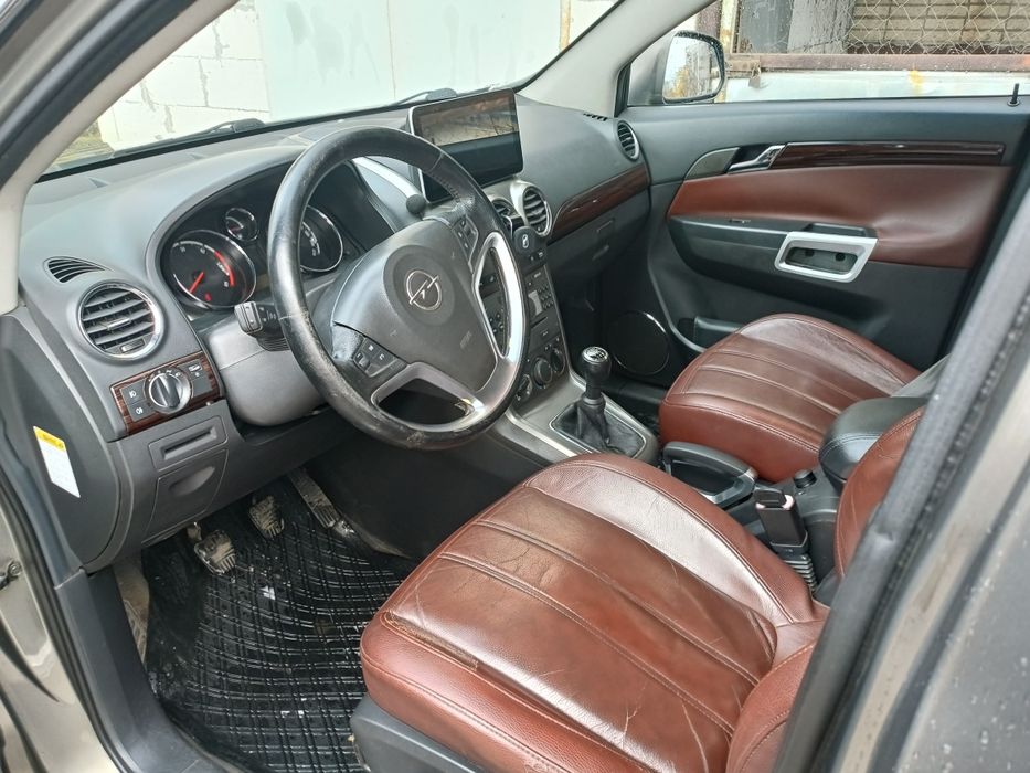 Продам гарне авто Opel Antara
