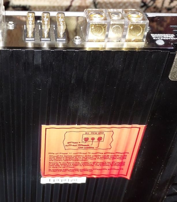 Продам профессиональный 5 кан усилитель Boschmann ZXlll-S5E 3.300вт