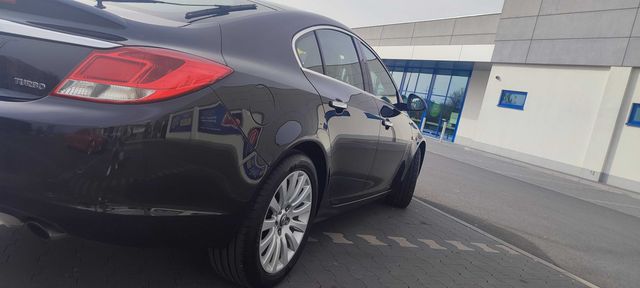 Opel Insignia 2.0 turbo 220km drugi właściciel