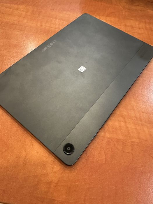 Samsung Galaxy Tab S6 Lite (SM-X210, 64 GB).