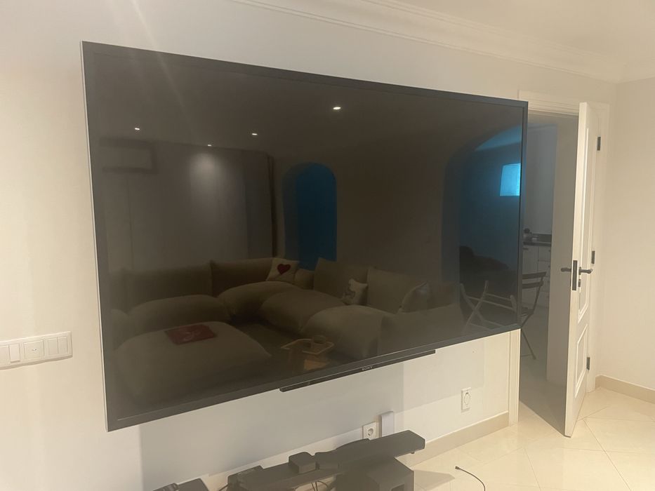 Sony kd-84x9005 preta para arranjar.