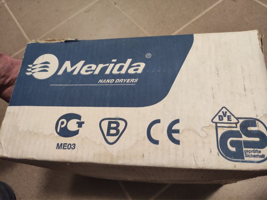 Suszarka do rąk Merida