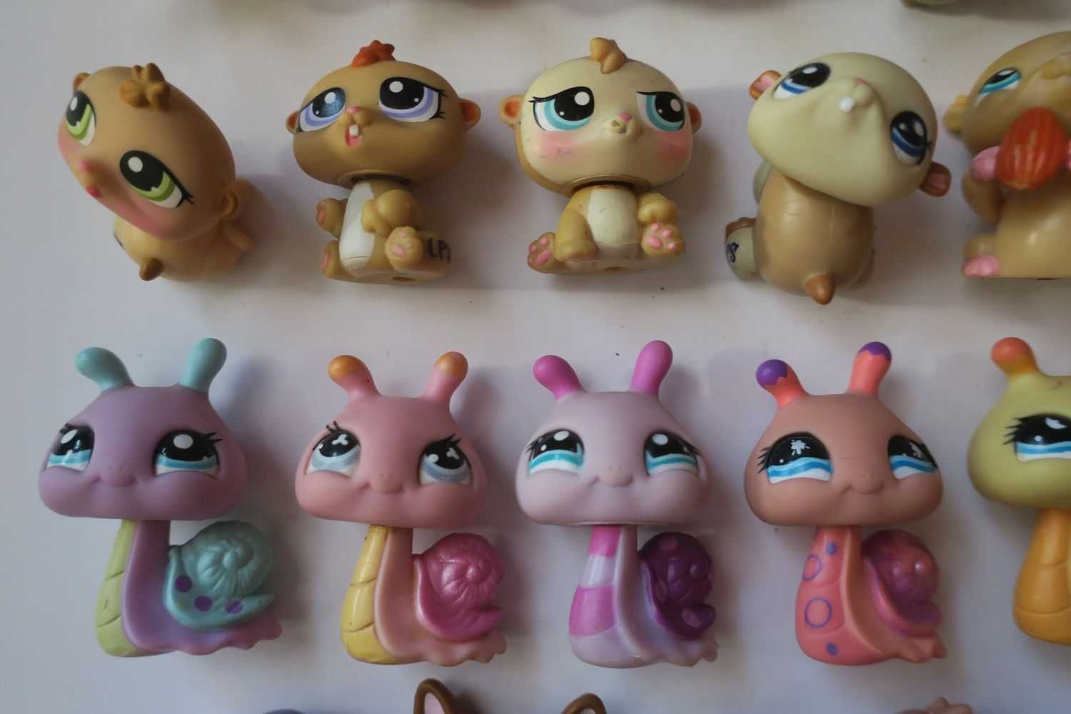 Figurki Littlest Pet Shop LPS Hasbro dziecko szczeniaki kotki dzidziuś