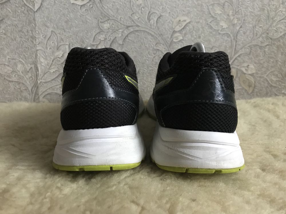Кросівки ASICS Gel Ikaia 6 посякдення біг волейбол 42 41,5 41 26,5 26