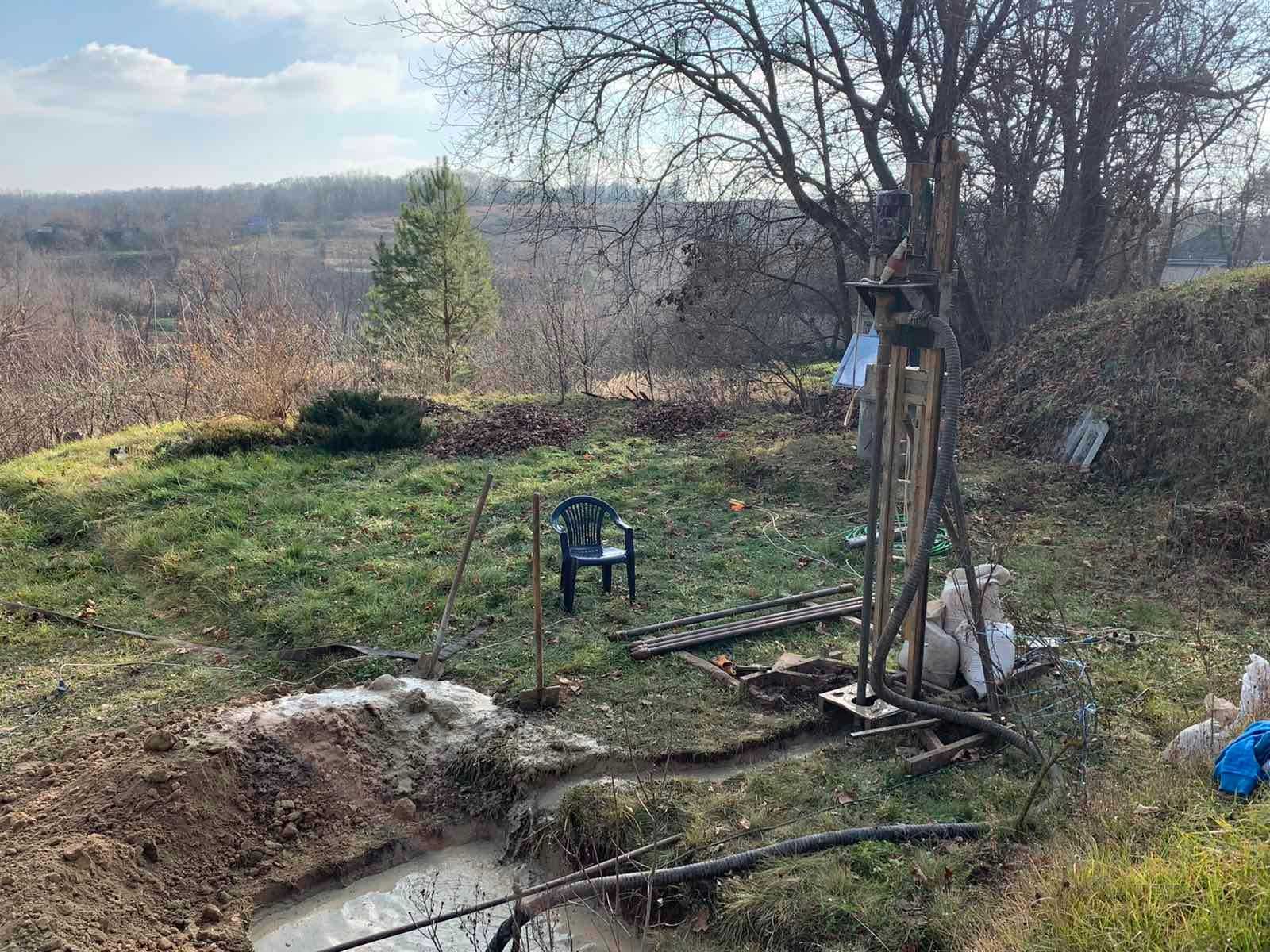 Бурение скважин, Буріння свердловин, монтаж Новые Петровци Лютеж