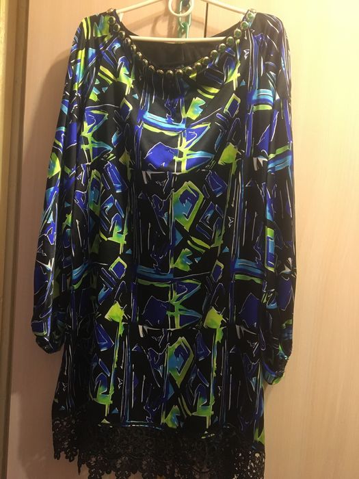 Платье праздничное