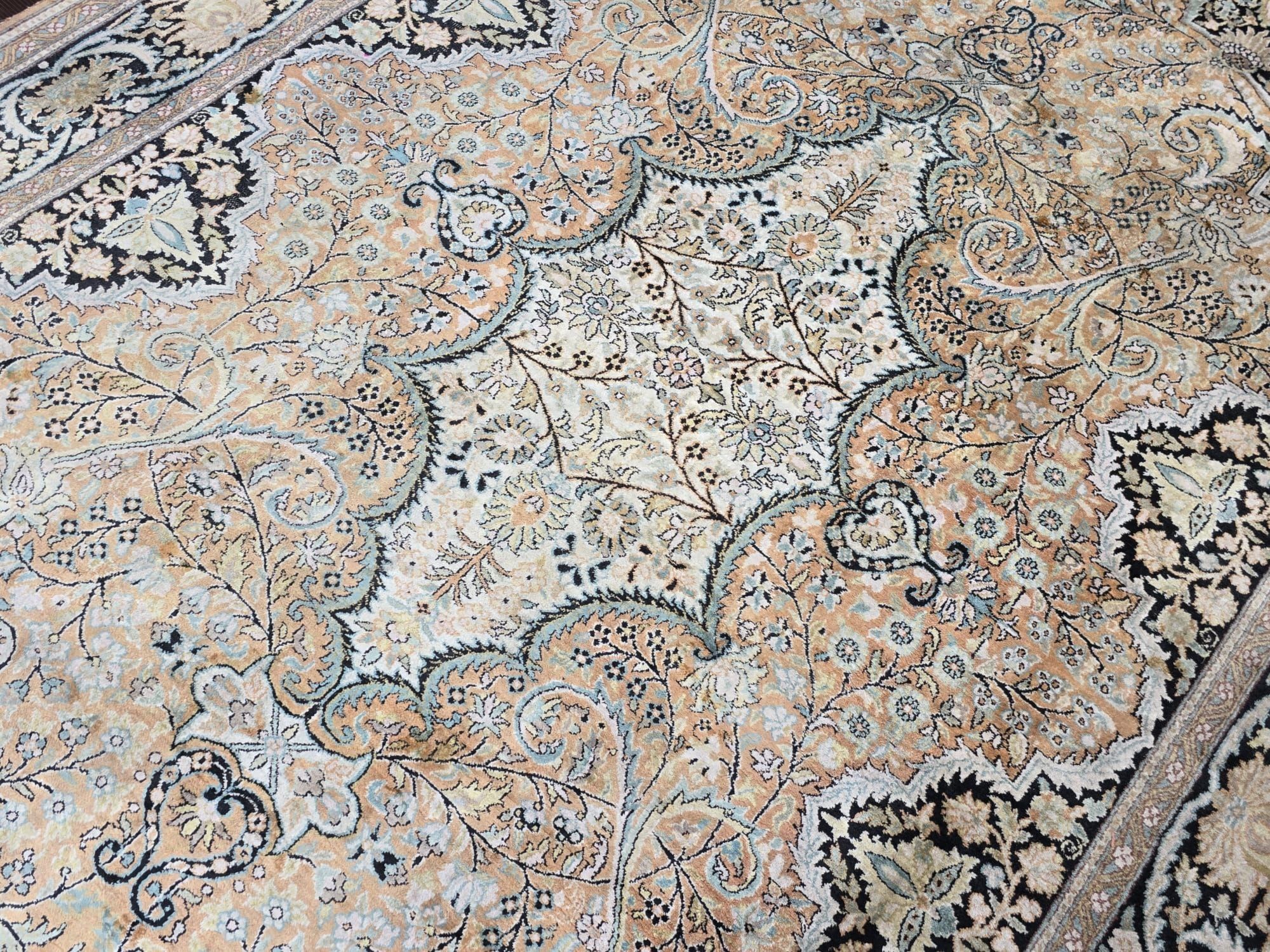 Qom - Ghoum - Perski jedwabny dywan - Rękodzieło z jedwabiu  215 x 310