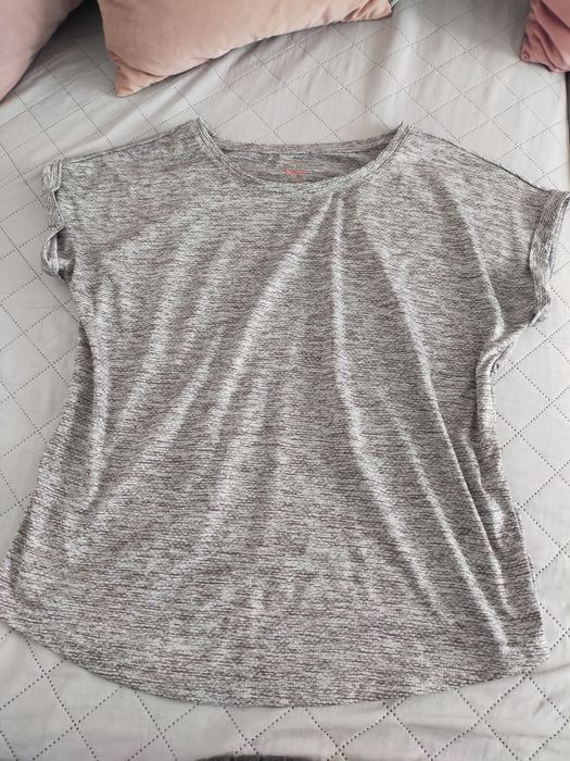 Koszulka sportowa damska