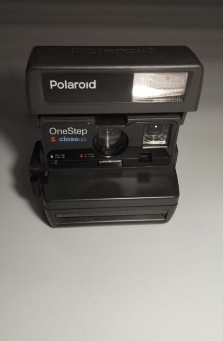 Polaroid OneStep в гарному стані.  пошкоджень немає. В стані нового.