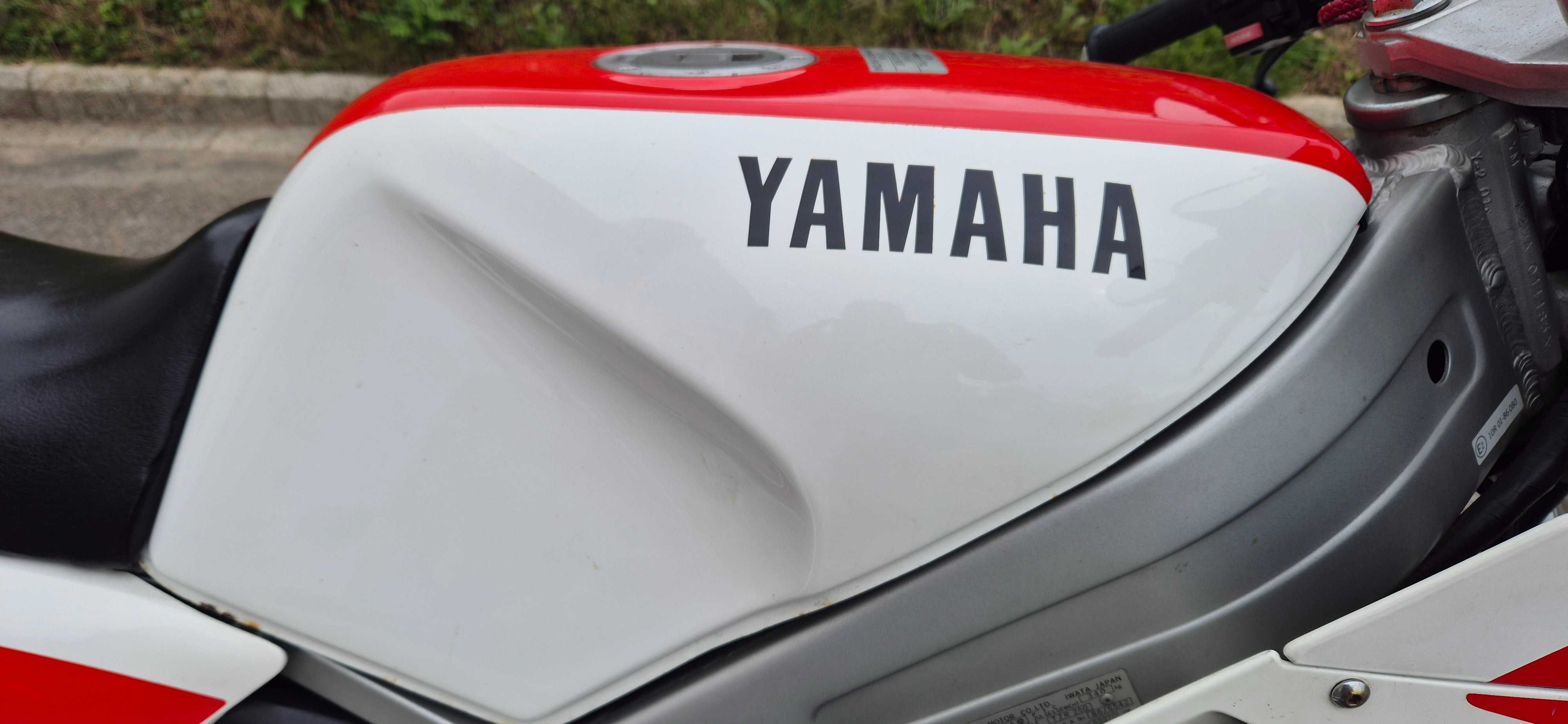 Yamaha tzr250 2ma