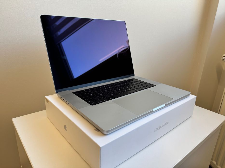 MacBook Pro 16" M2 Pro 12CPU/19GPU, 16GB RAM, 512GB SSD, 93% baterii
