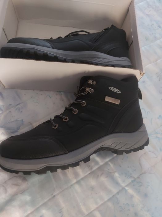 Botas de homem NOVAS!