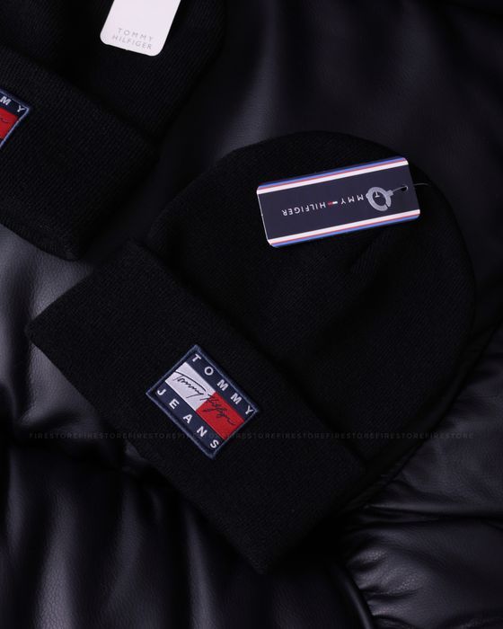 Шапка Tommy Hilfiger