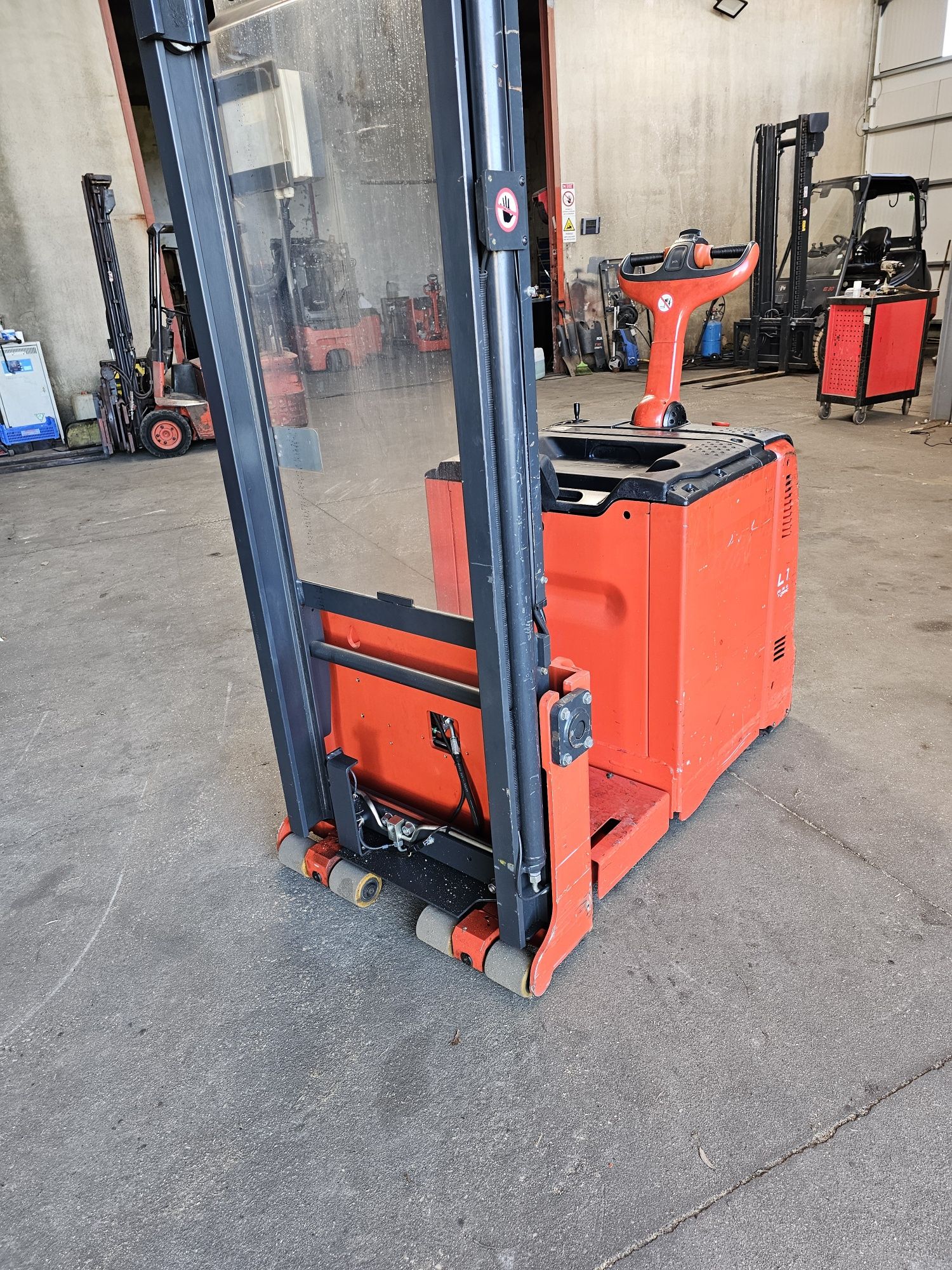 Stacker / Empilhador 1000kg