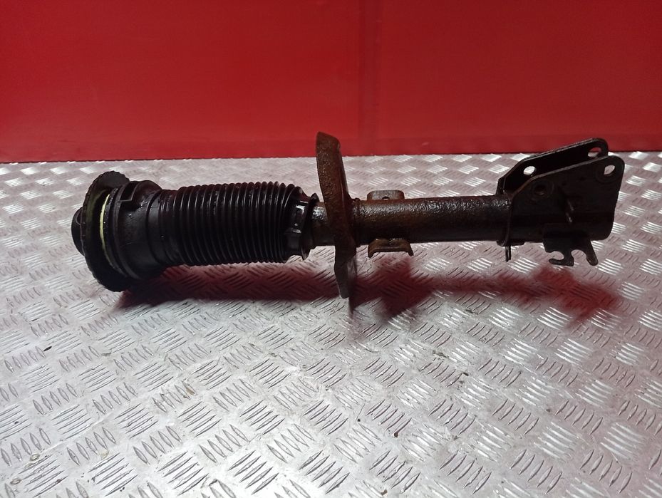 Стойка передня Рено Мастер 3 ліва права стійка амортизатора Master 3