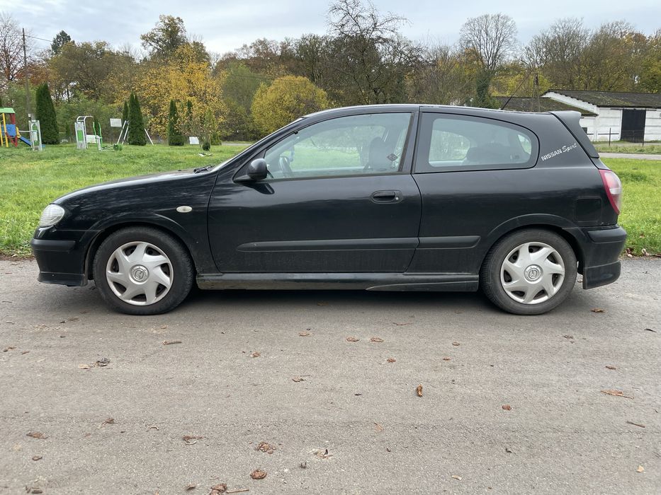 Nissan Almera  rok 2000,  poj. 1,5, 204 tyś.