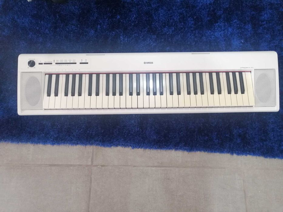 Piano Yamaha Piaggero