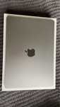 Macbook air M2 13.6 8GB RAM/256 GB SSD