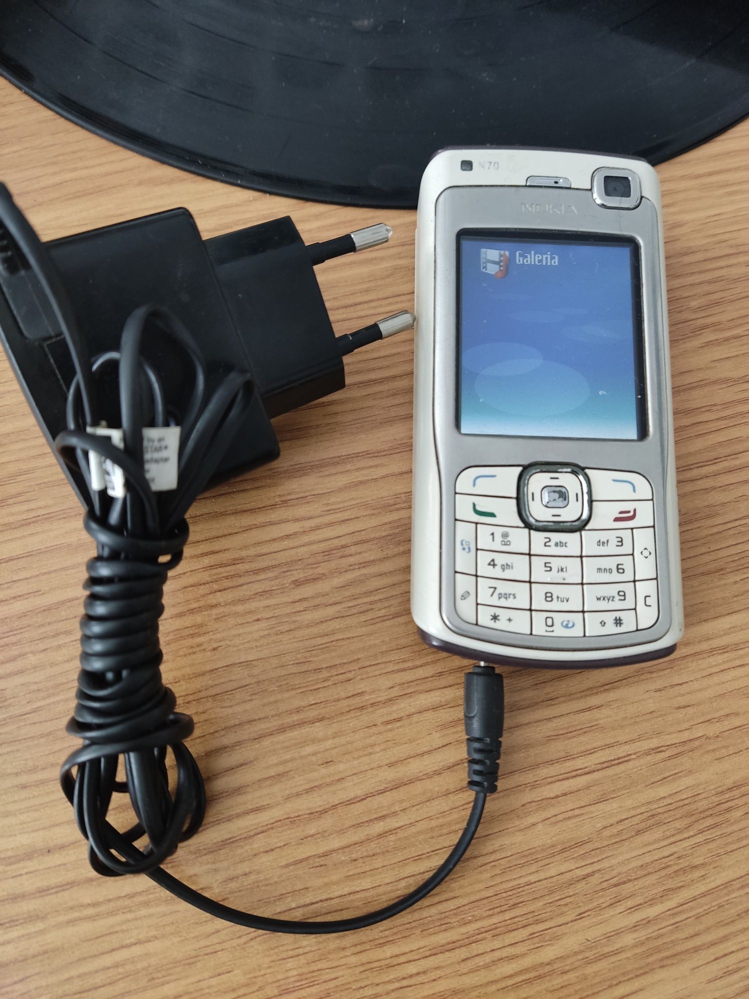 Nokia E70 telefon komórkowy sprawny