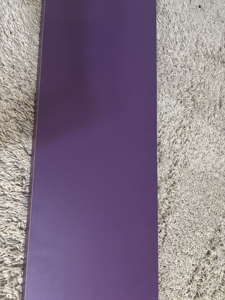 Prateleira roxa 100x28cm