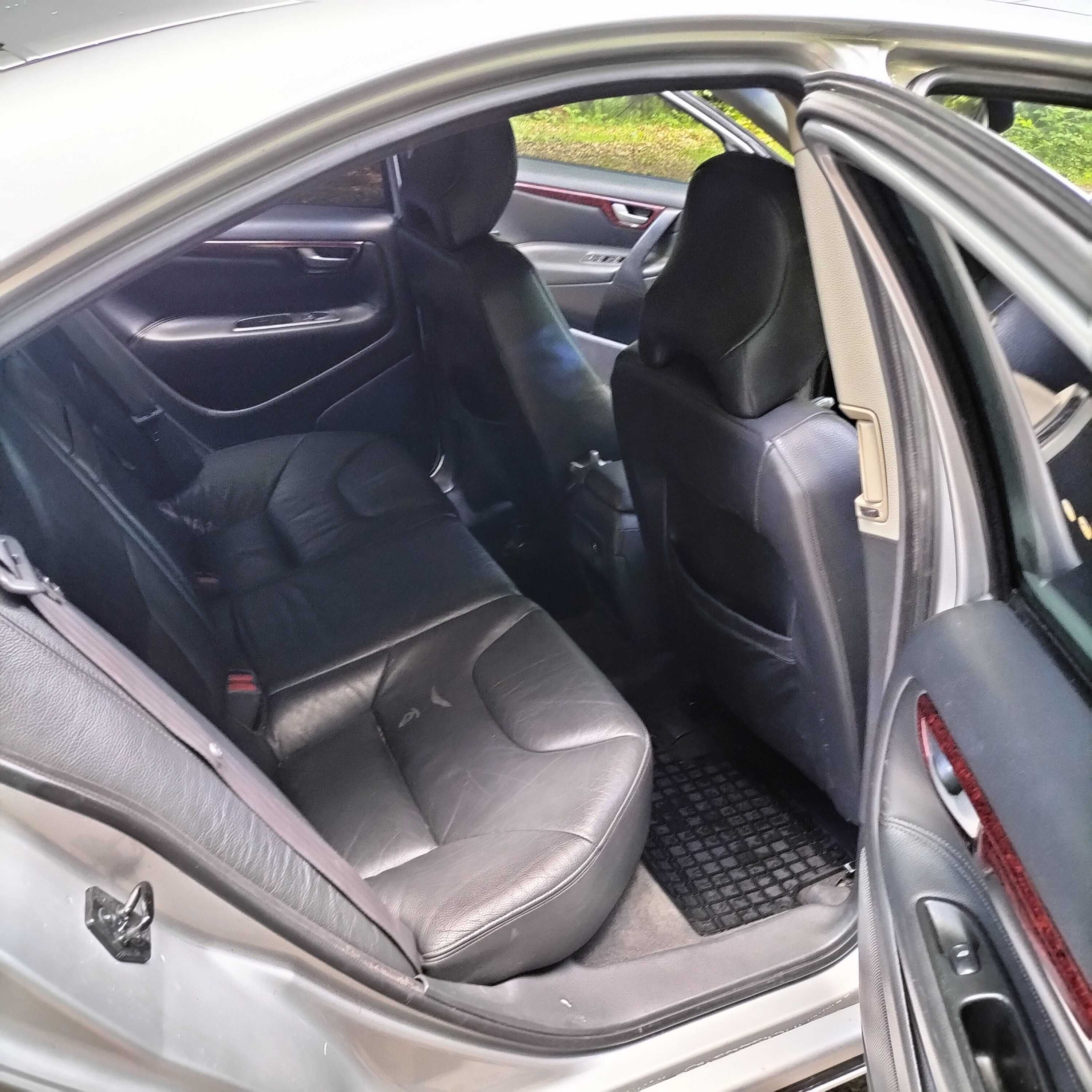 Volvo S60 2.4 D5