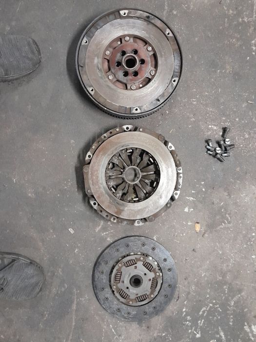 Kompletne sprzęgło Audi a4 b6,Vw Passat 1.9 tdi  130 koni 6 biegów