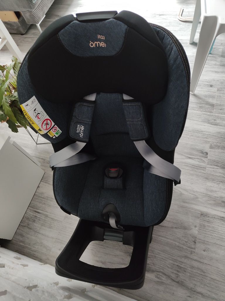 Britax Romer DUALFIX M i-SIZE | fotelik samochodowy