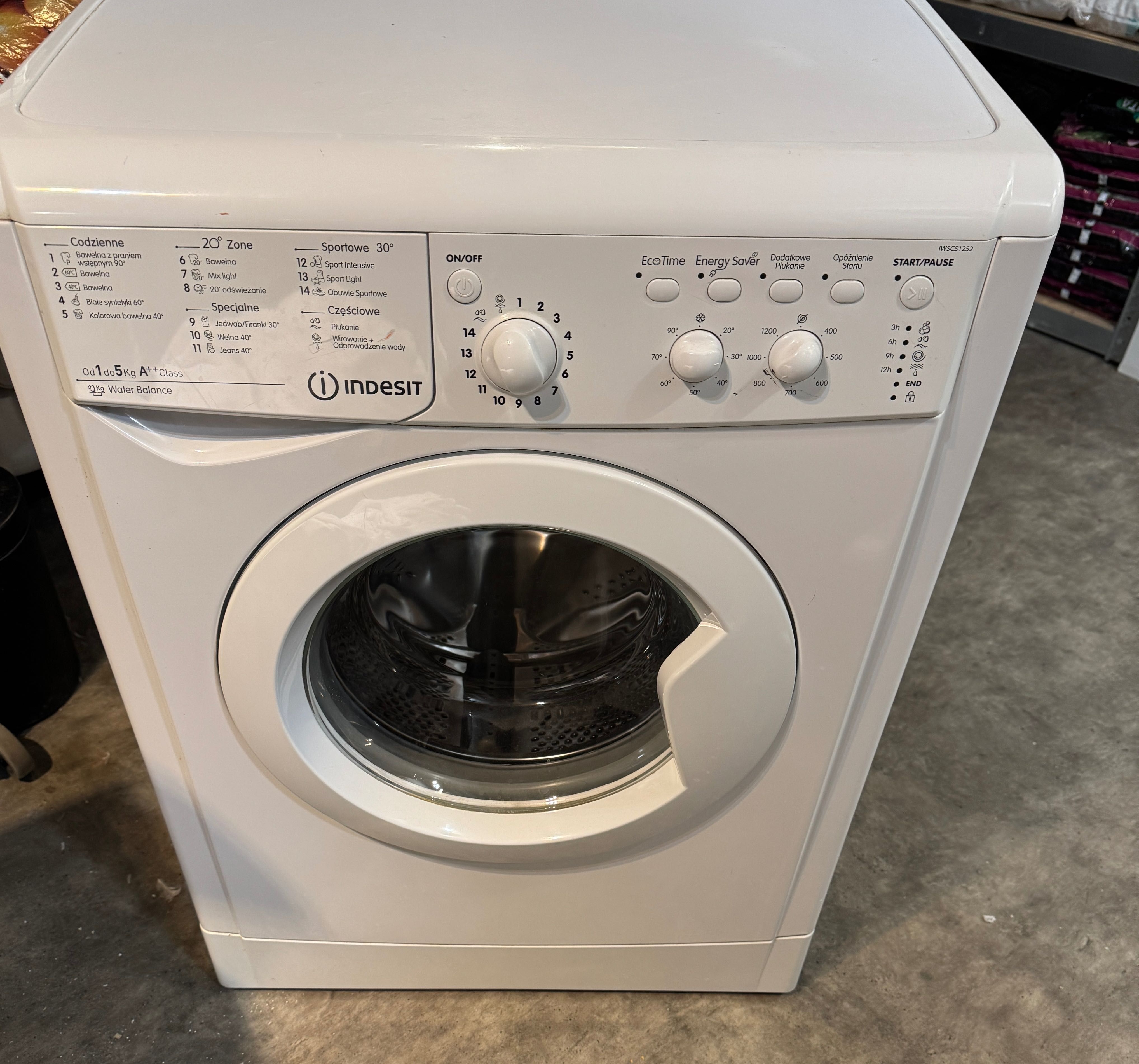 Pralka Indesit IWSC51252